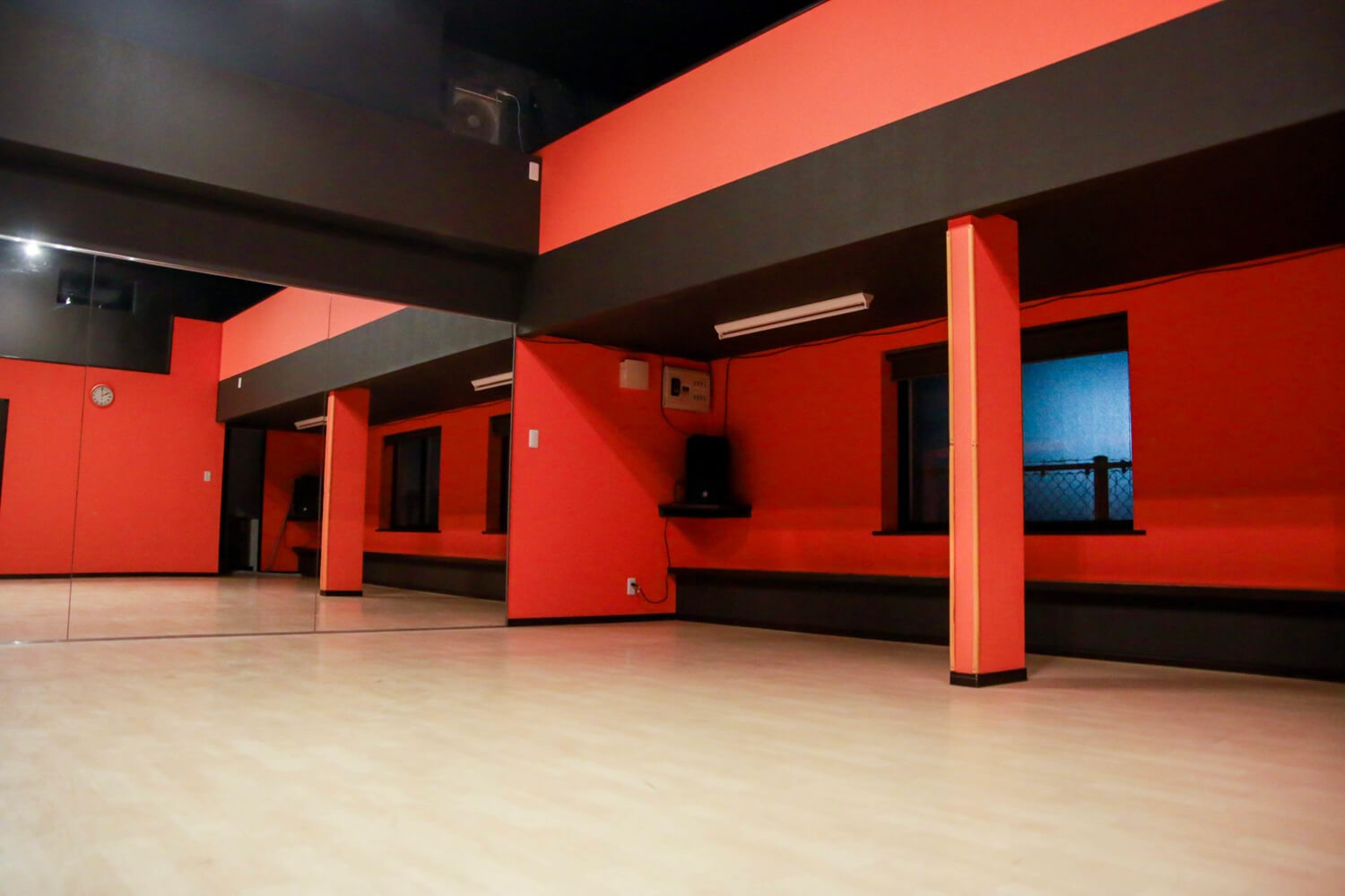 Dance Studio Roots フロア